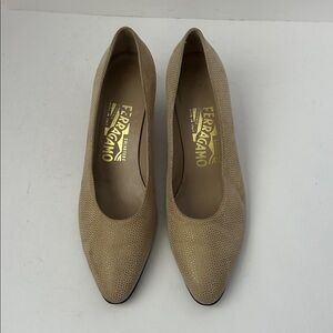 Stuart Weitzman Pointed Toe Taupe Suede Pumps